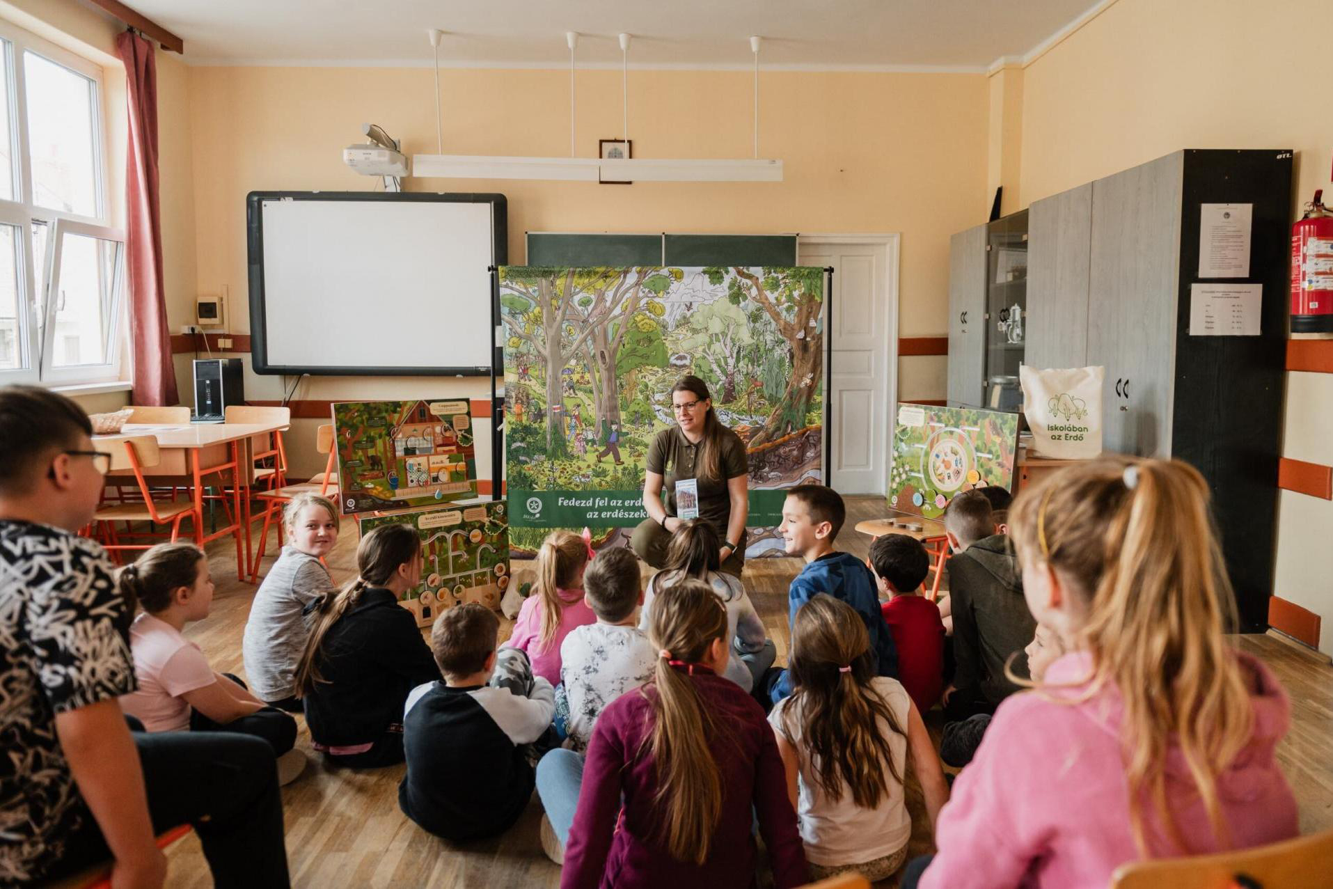 Újabb 30 ezer gyermek környezeti nevelését segíti az Iskolában az Erdő Program